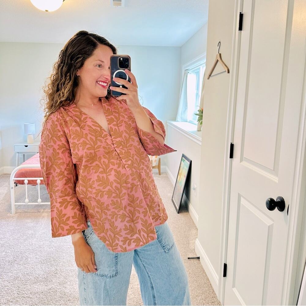 NWT Anthropologie Pink Orange Leaf Cotton Textured Blouse Top Medium